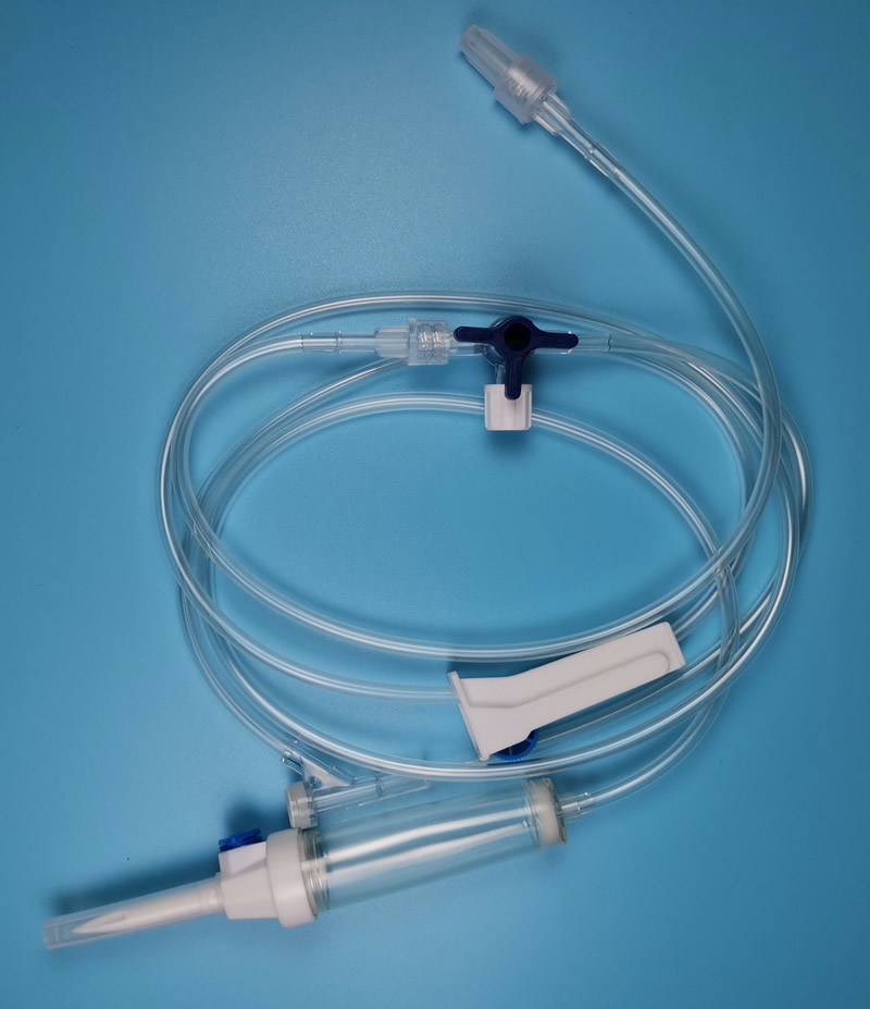 IV set-62mm chamber with 3 ways stopcock.jpg