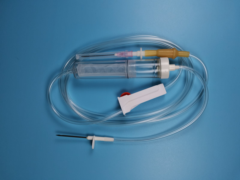 Ukraine-blood transfusion set.jpg